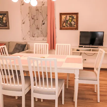 דירה Proton By Interhome יאסימוב